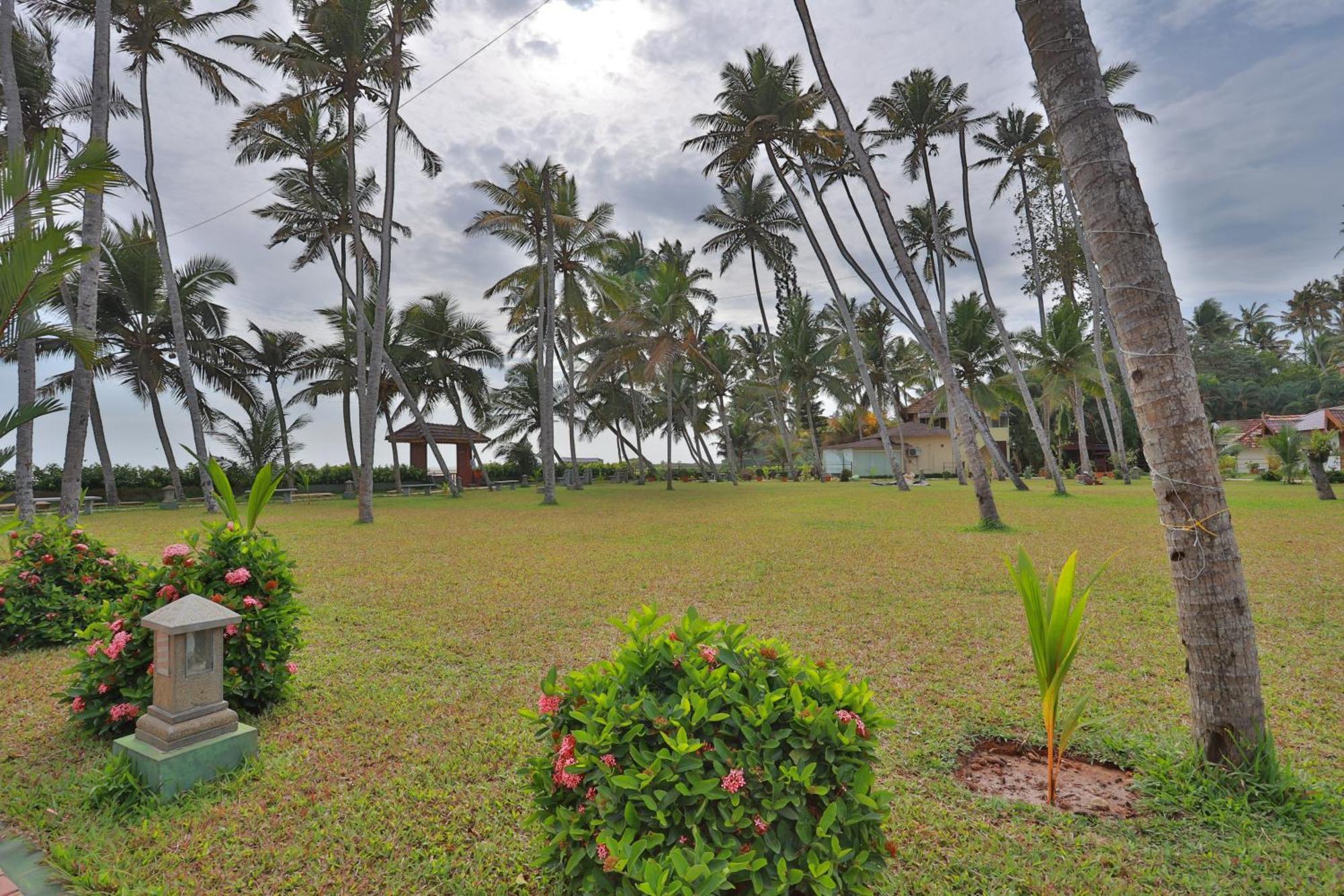 Lagoona Beach Resort Kovalam Exterior foto